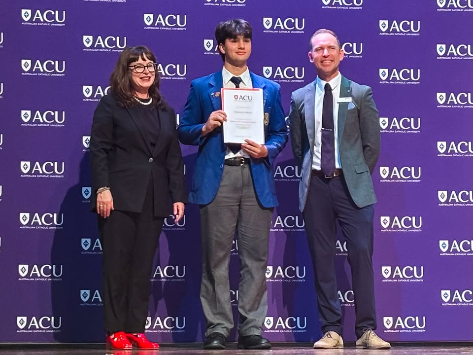 730118859123600_1512234594245352-1