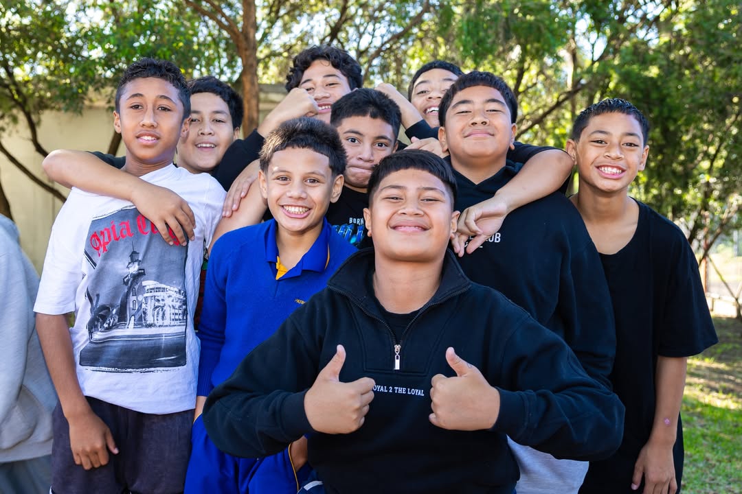 730118859123600_1523489979786480-1